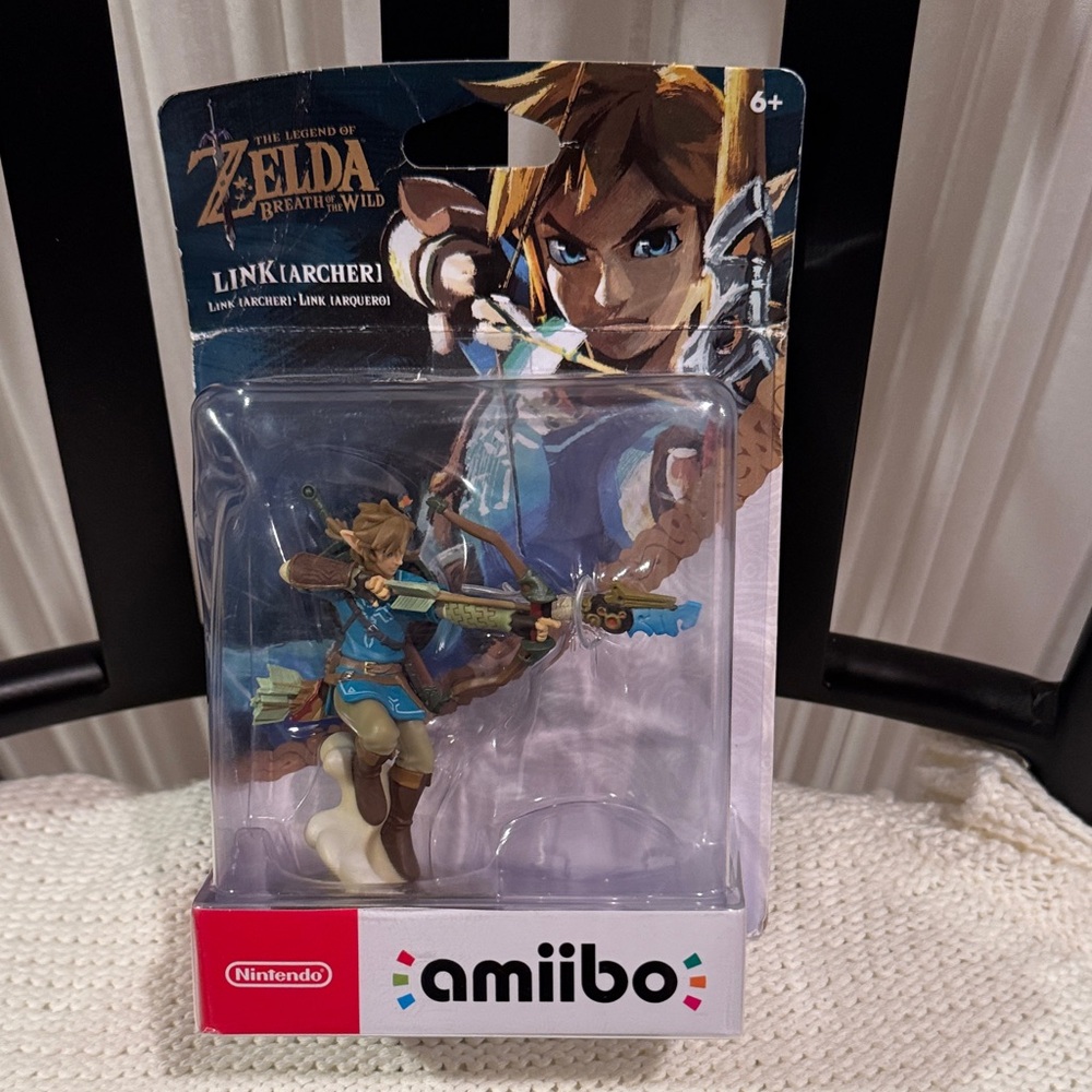 Nintendo Zelda Amiibo Link Archer - Blue and Brown